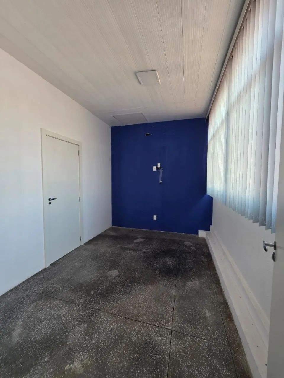 Aluguel em galeria (pavimento inteiro)  - Foto 3