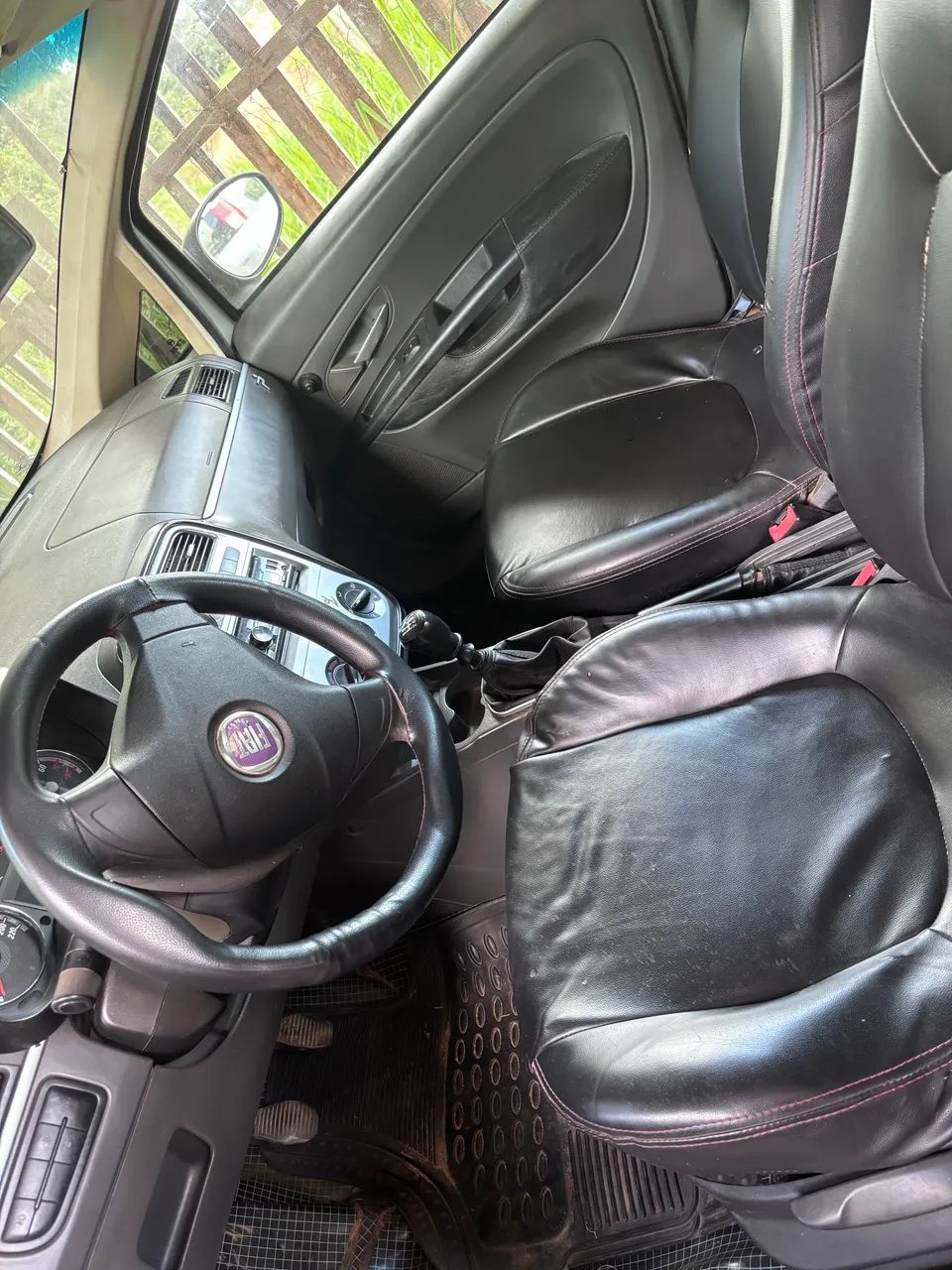 Fiat Punto ELX 1.4 Fire Flex 8V 5P 2009 - Foto 4