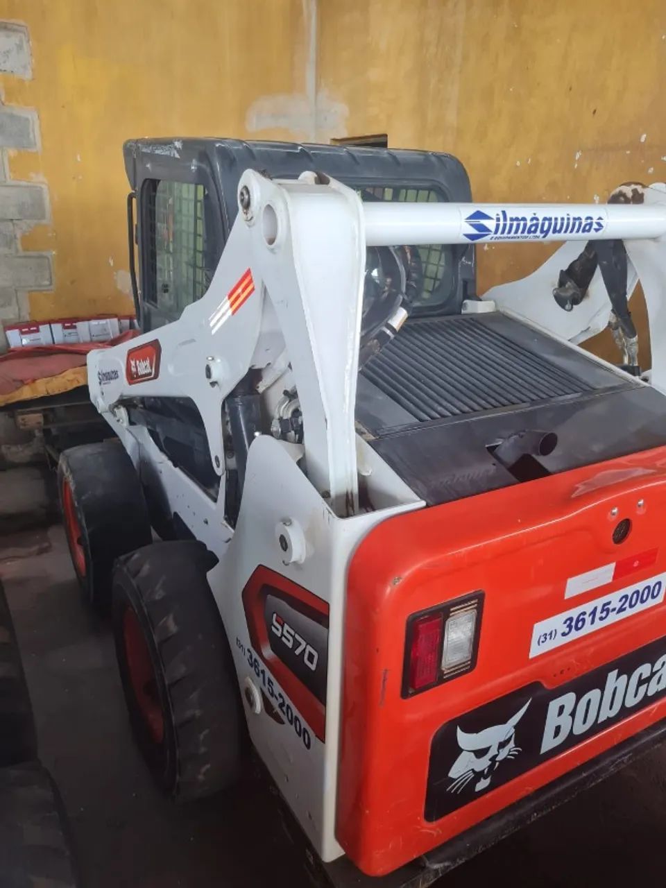 Minicarregadeira Bobcat S570 2024 720,4hs Ar+hf+alavanca Adicionar aos favoritos Belo Hori - Foto 2