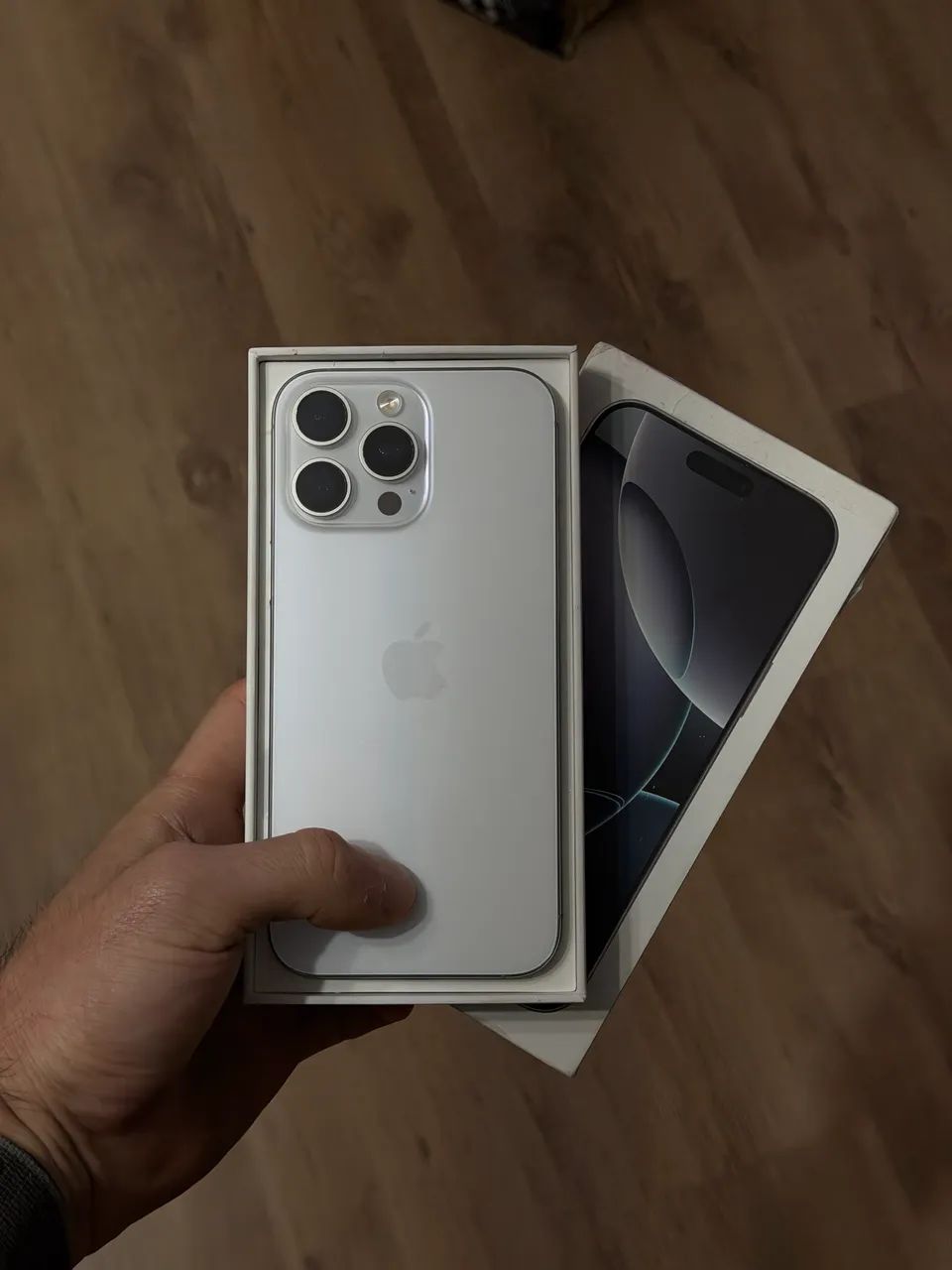 IPhone 16 Pro Max 256gb  - Foto 2