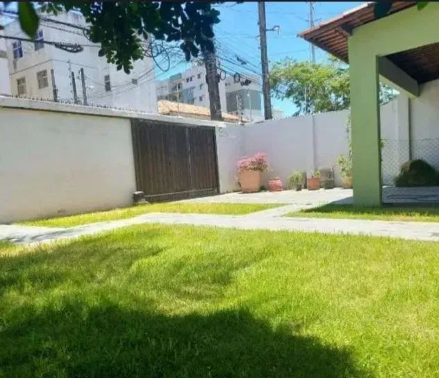Casa Térrea em Boa Viagem | 4 Quartos | Piscina | 313m² - Foto 2