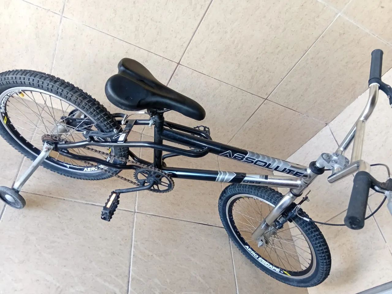 Bicicleta novissimanunca usada  - Foto 2