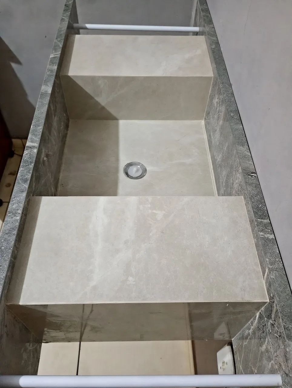 Cuba de porcelanato 
