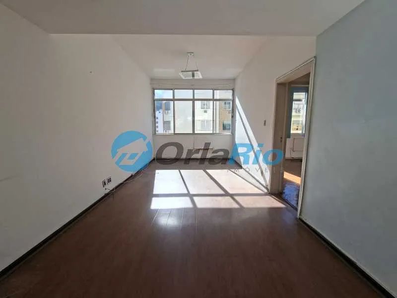 2 quartos, com 1 vaga de garagem - Leme
