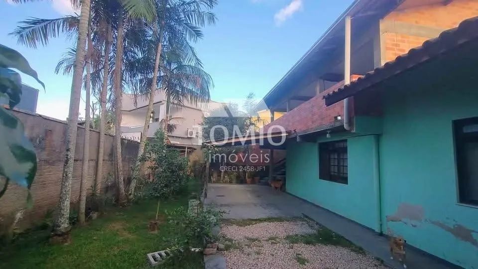 Casa com 4 quartos à Venda, Centro - Ilhota - Foto 2