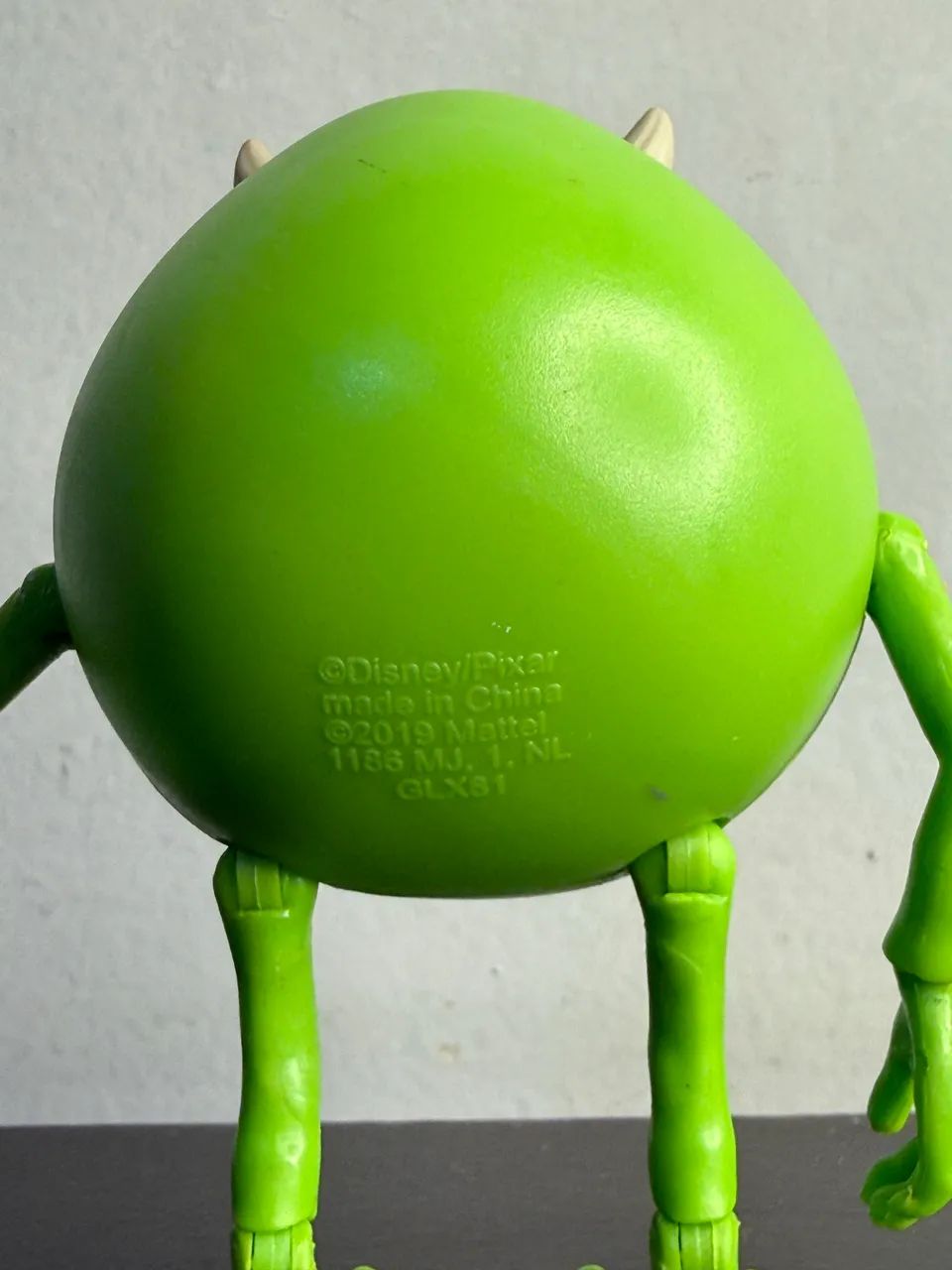 Boneco Mike Wazowski Monstros SA Mattel - Foto 3