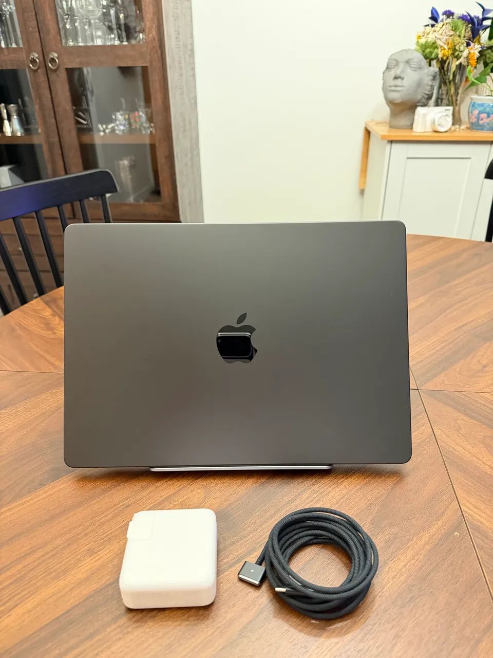 MacBook Pro 14 Apple M5 16GB RAM 1TB SSD - Novo - Notebooks