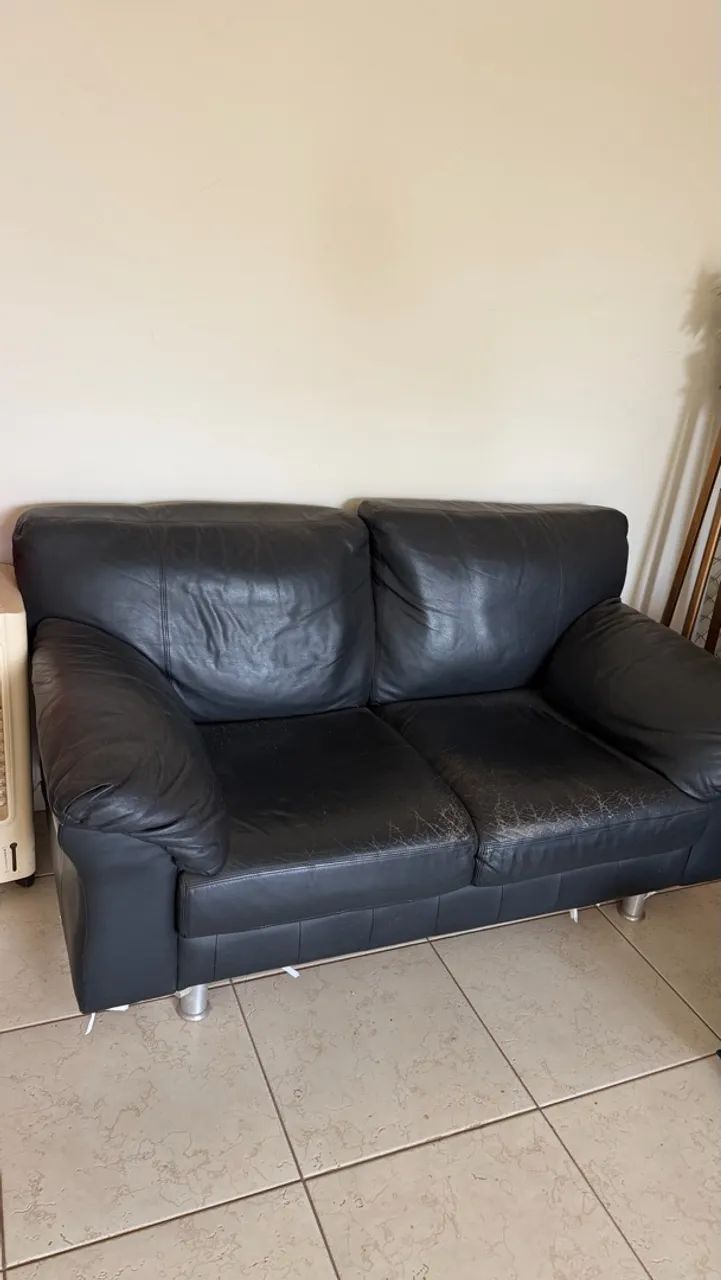 Sofa de couro legítimo preto