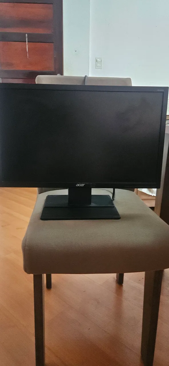 Monitor Tela LCD Acer F19 Ferrari leia o anúncio - Monitores