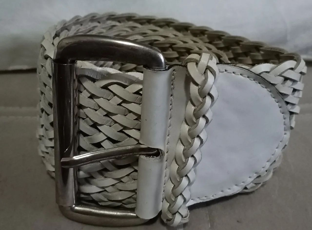 Cinto de couro da Le lis blanc, modelo tresse, tamanho M