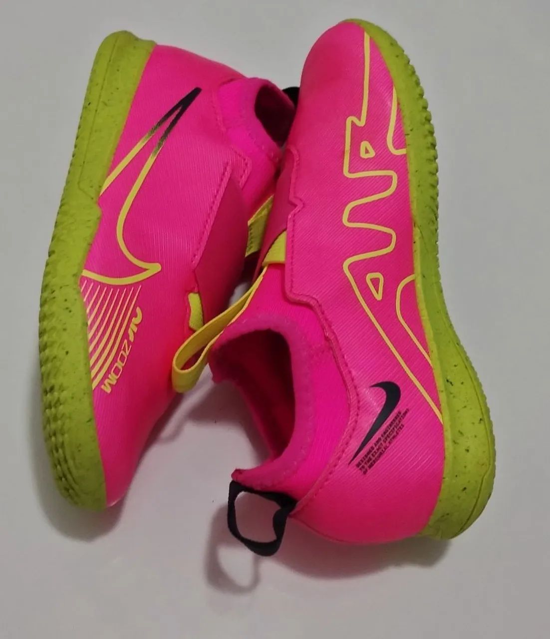 Chuteira Nike MERCURIAL feminina 