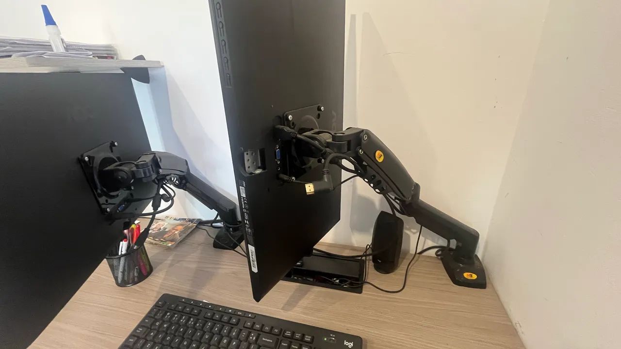Monitor AOC 24 com suporte - Foto 2