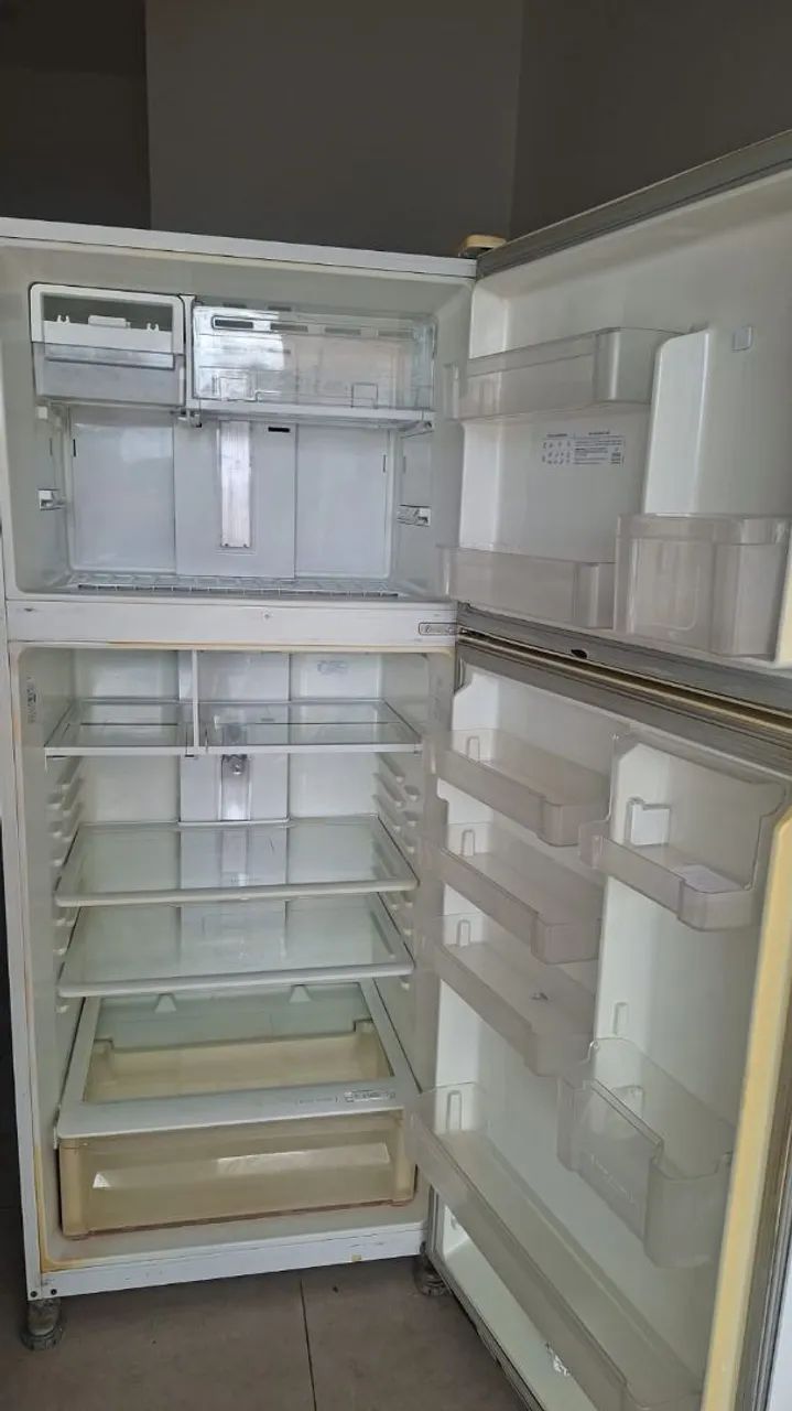 Vendo geladeira  - Foto 2