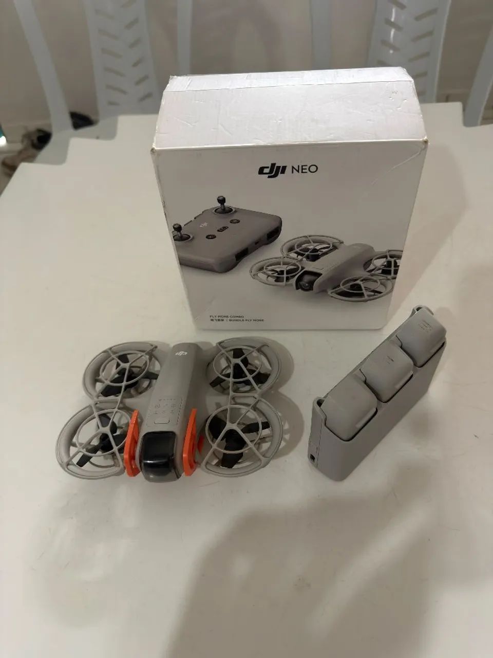 DJI NEO