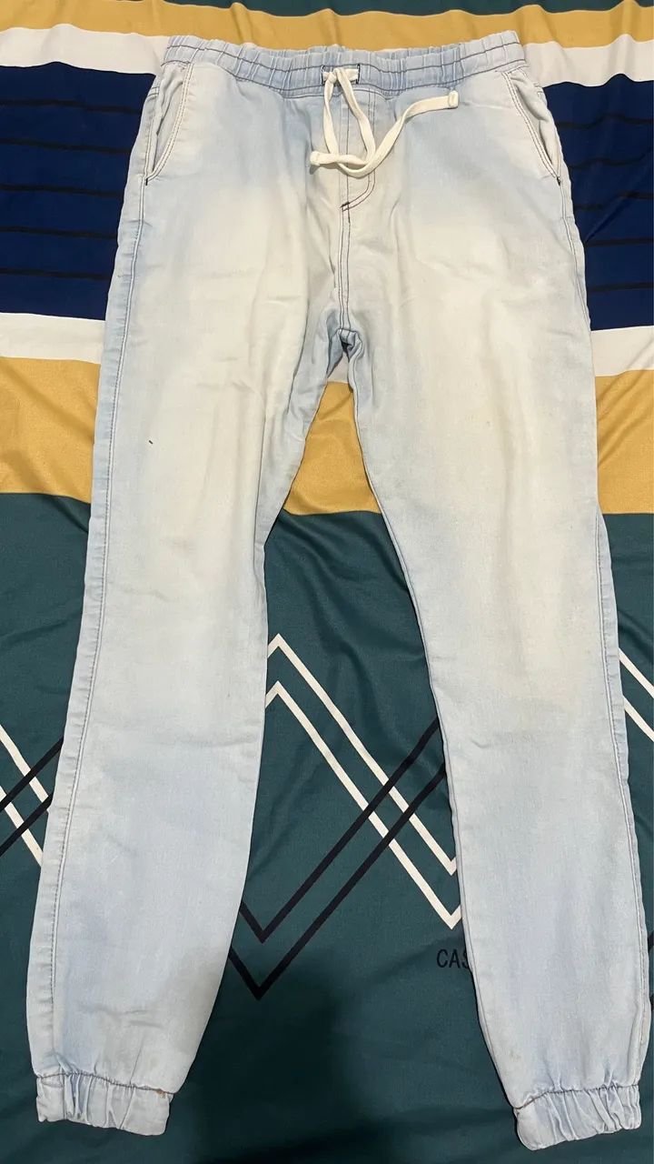 Calça jeans azul claro