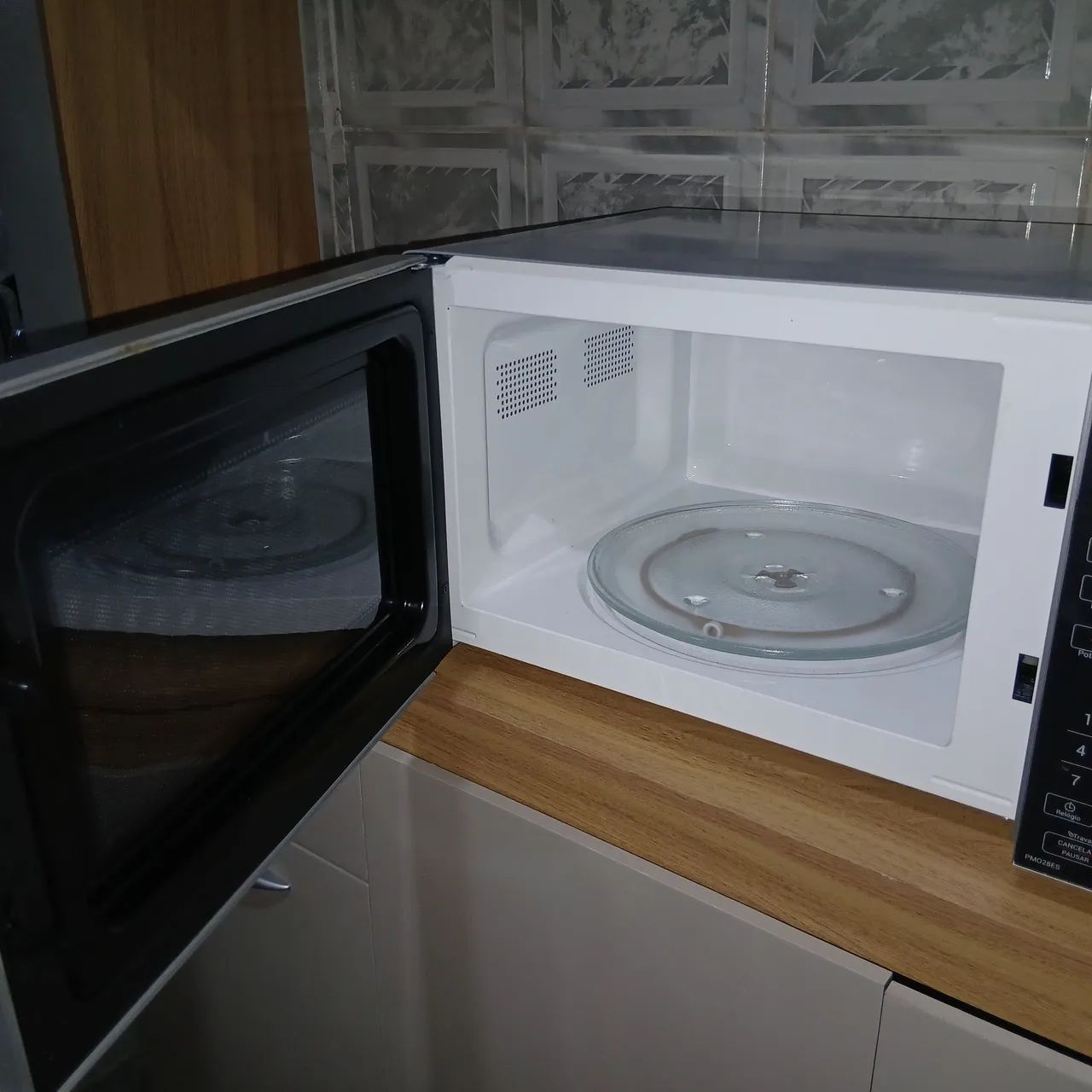 Micro-ondas Philco 220W - Foto 2