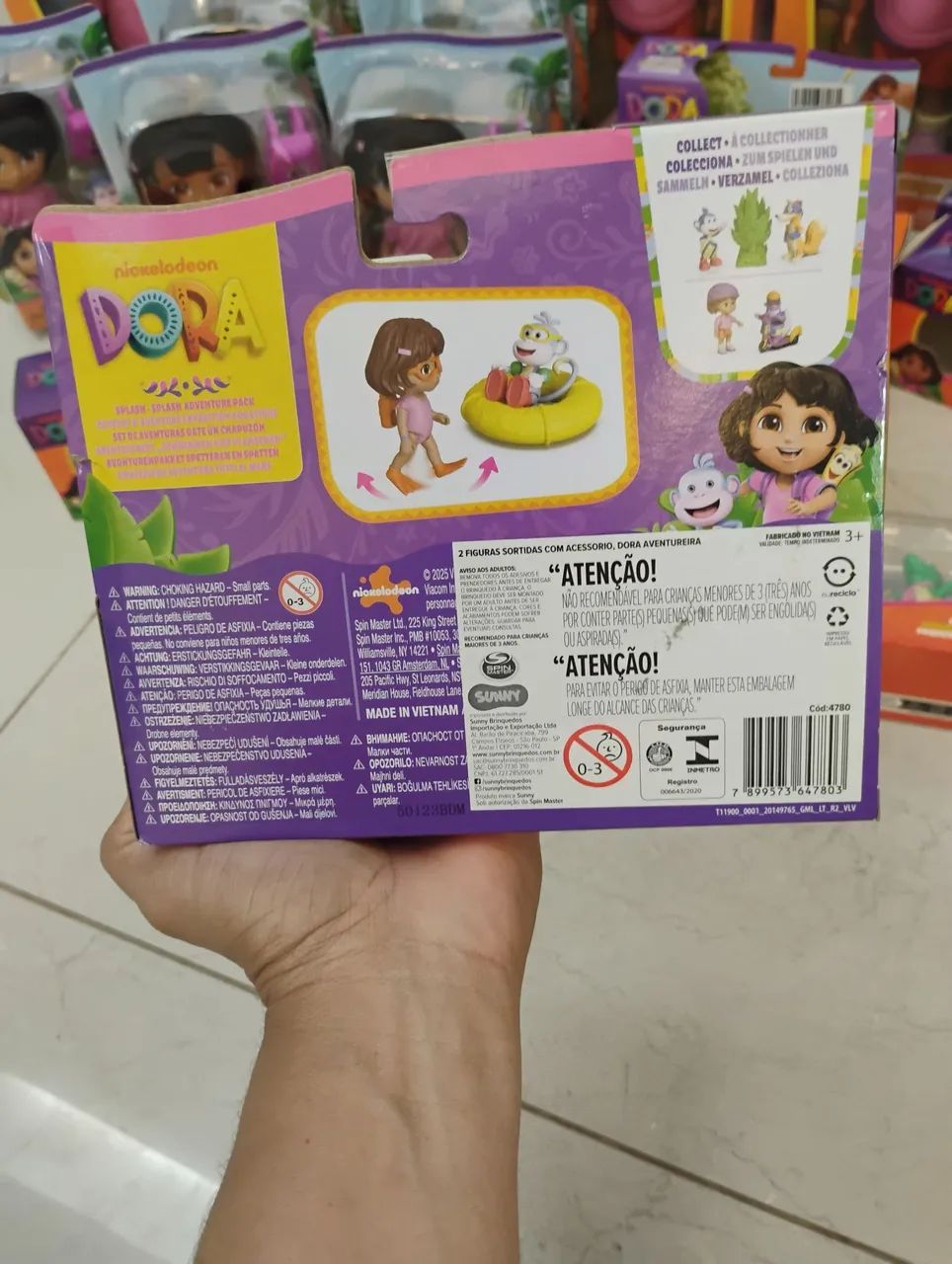 Boneca Dora Aventureira com acessórios de piscina  - Foto 3