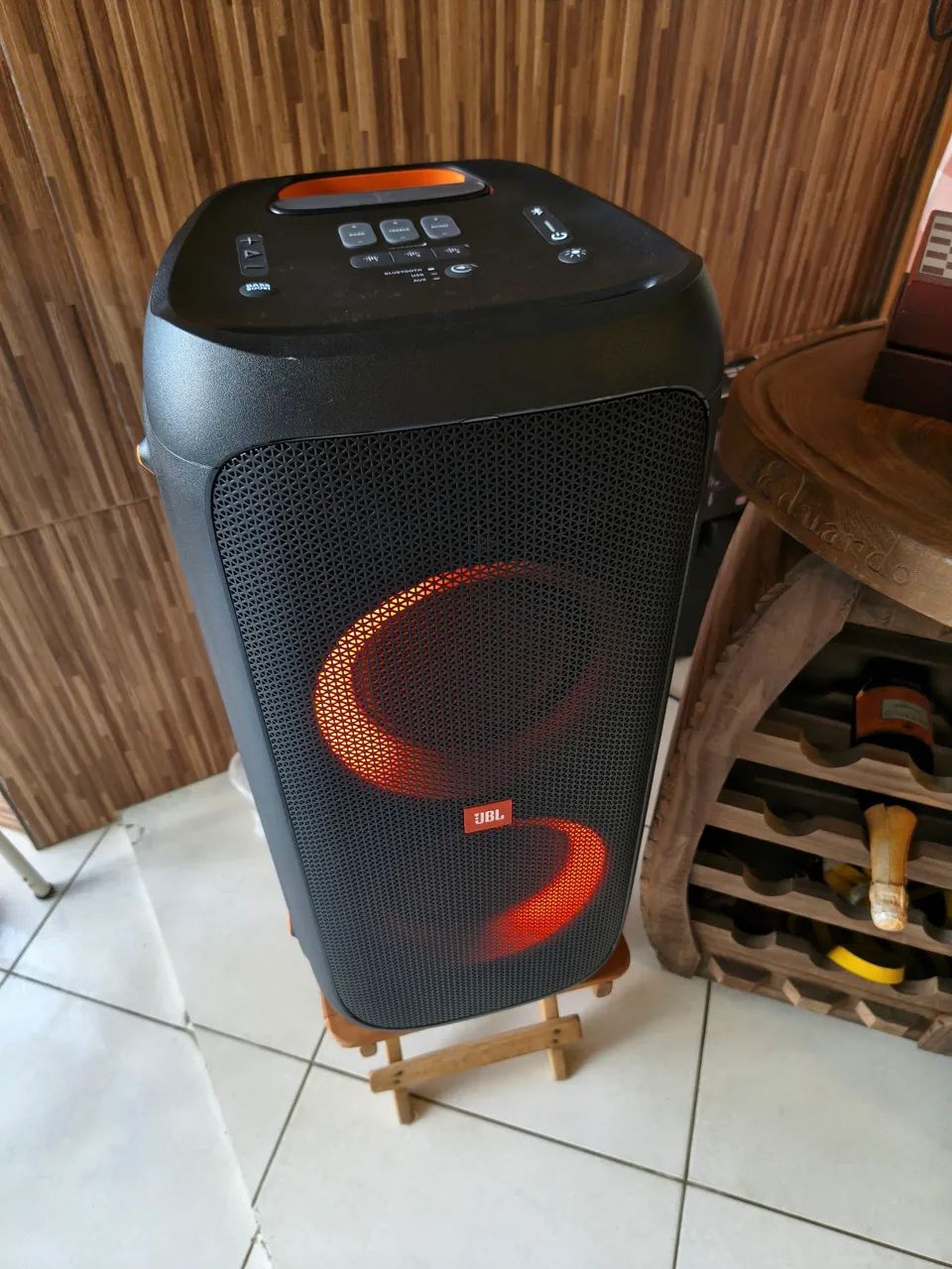 Caixa de Som JBL 310, Novíssima! - Foto 2