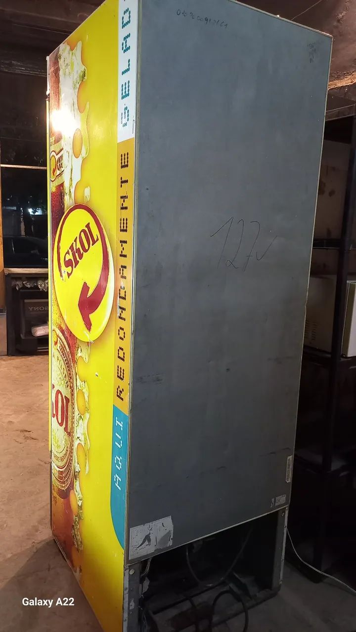 Vendo uma cervejeira metal frio em excelente estado de funcionamento  - Foto 3