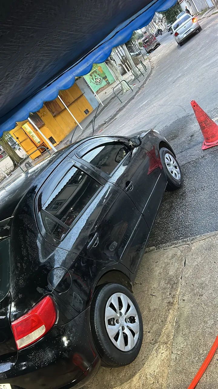 Volkswagen Gol Gol (novo) 1.0 Mi Total Flex 8V 4p 2012