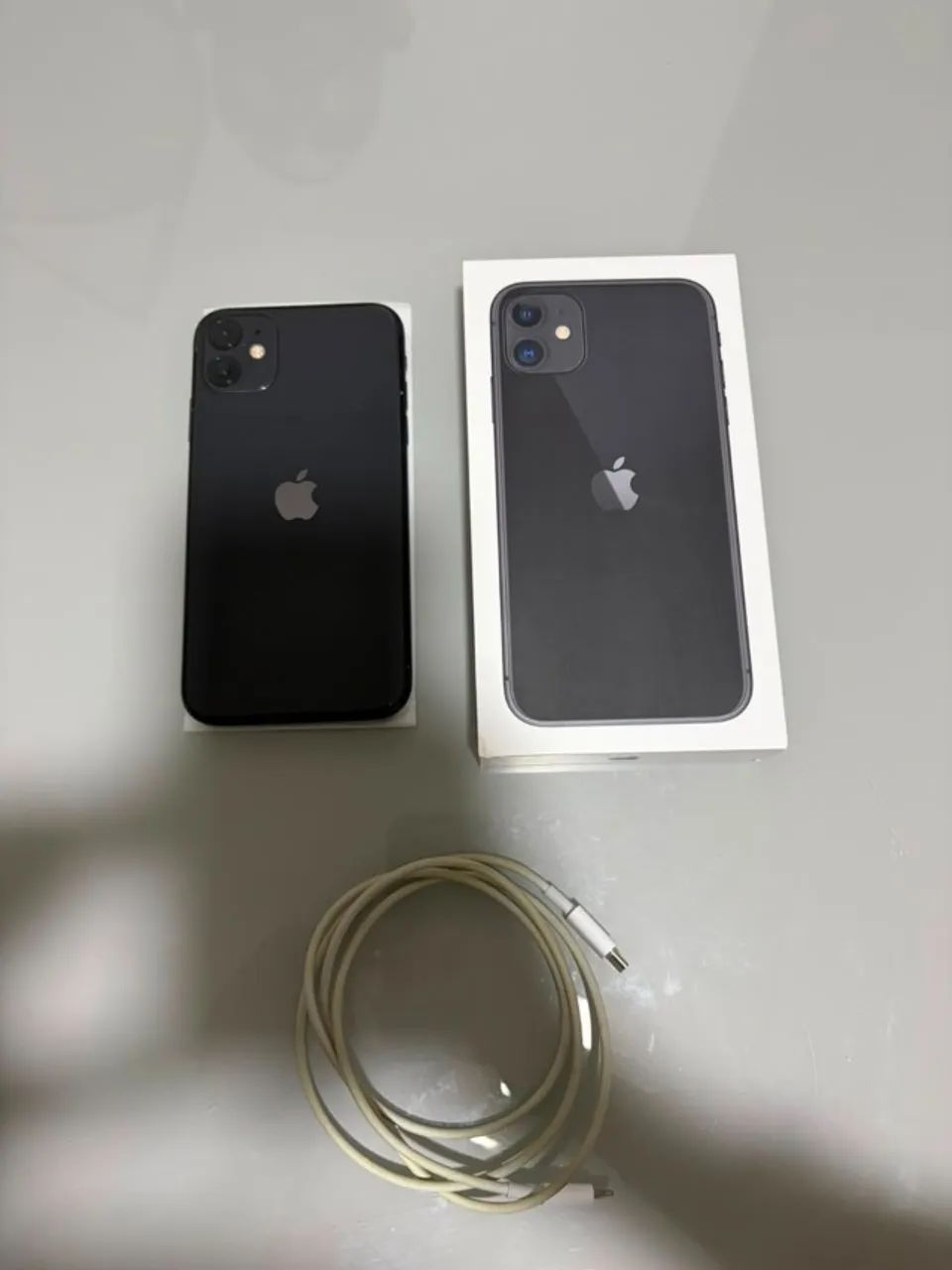 VENDO IPHONE 11  - Foto 3