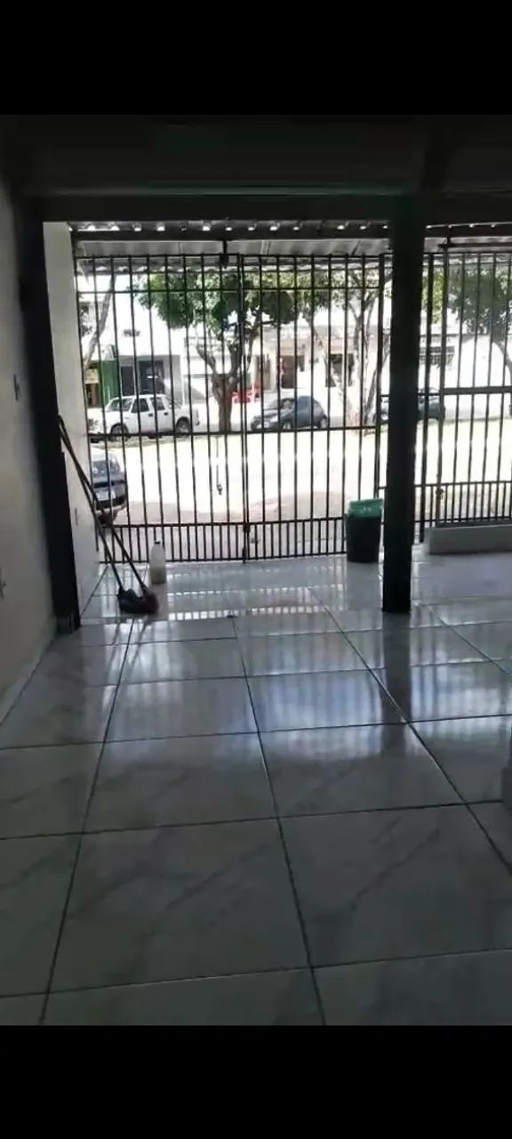 Aluga-se Loja Comercial 