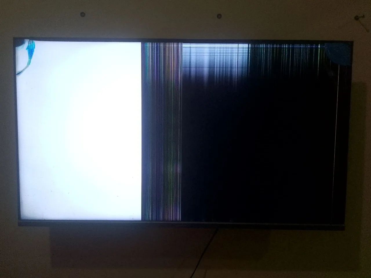 Tv Britânia 40 polegadas, tela quebrada - Foto 4