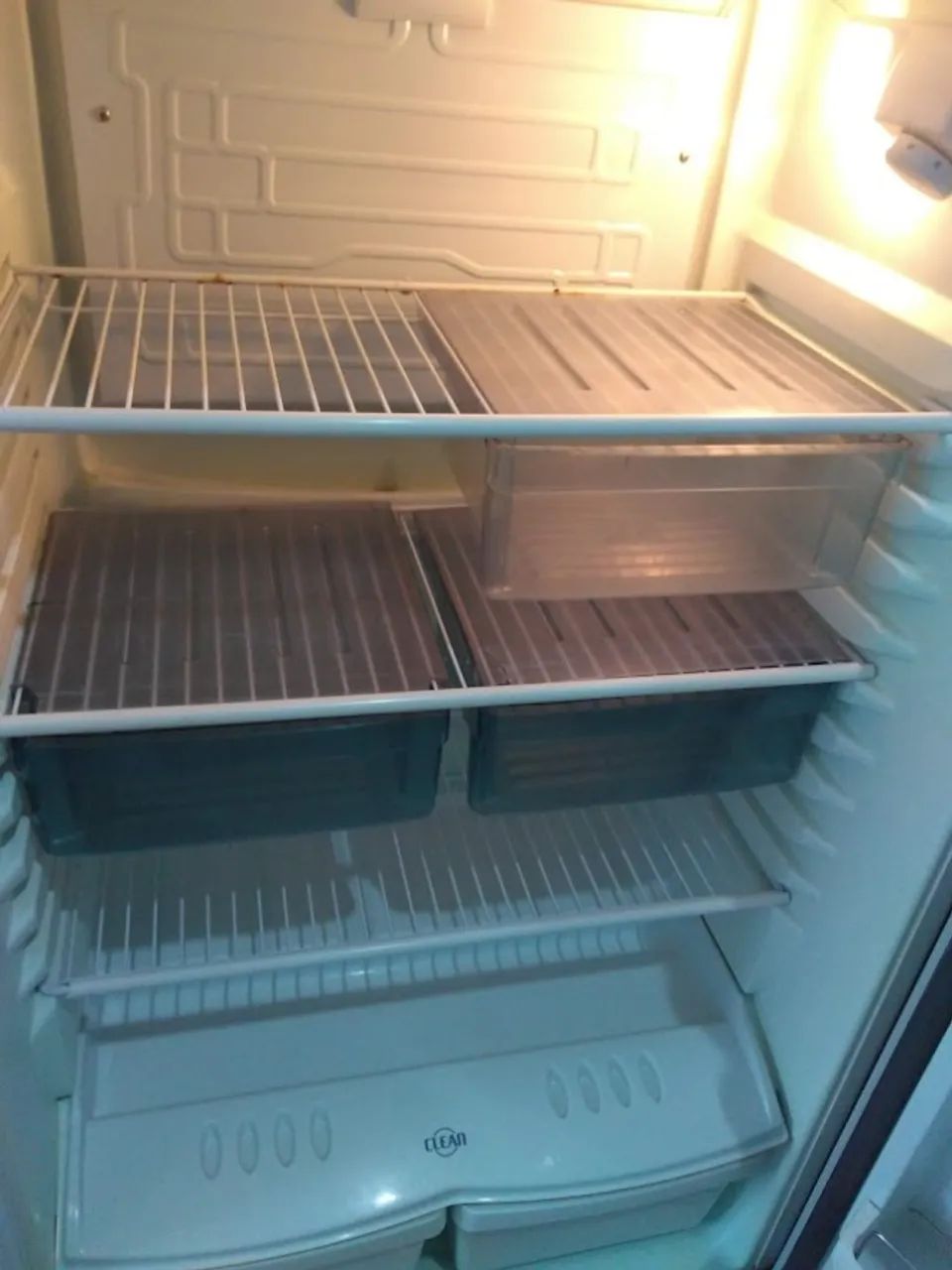 Geladeira Brastemp dúplex frost free modelo antigo 320 litros - Foto 4