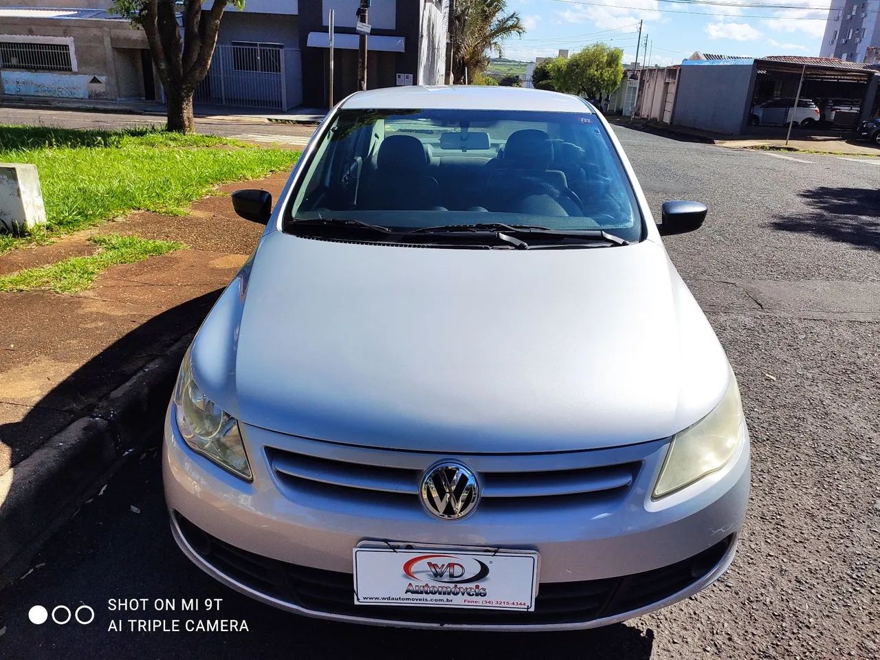 Volkswagen Voyage VOYAGE 1.0/1.0 City Mi Total Flex 8V 4p 2009