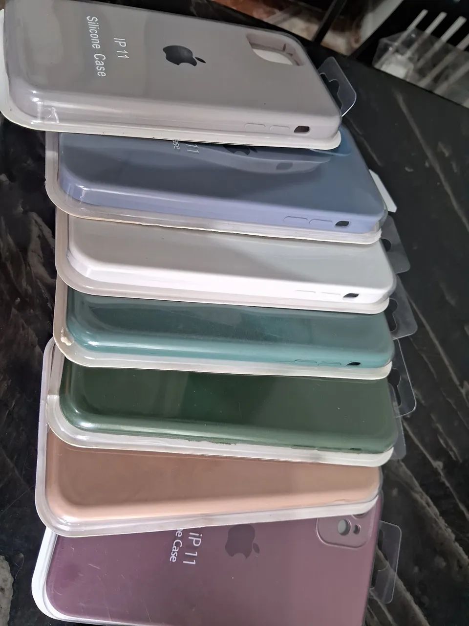 Capas variadas iphone 11 (UNIDADE)