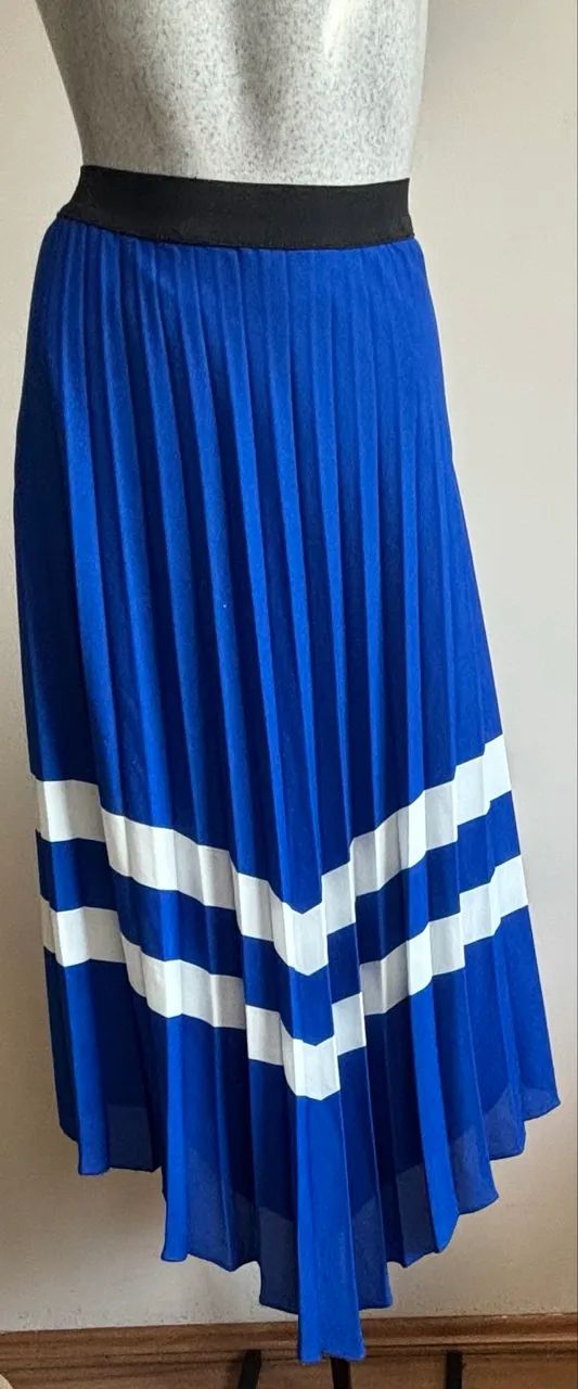 Saia assimétrica azul Zara  - Foto 3