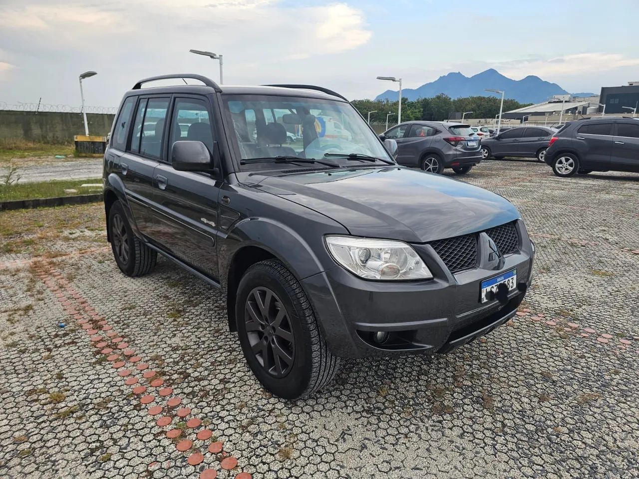 Mitsubishi Pajero TR4 2.0/ 2.0 Flex 16V 4X4 Aut. 2012 2012