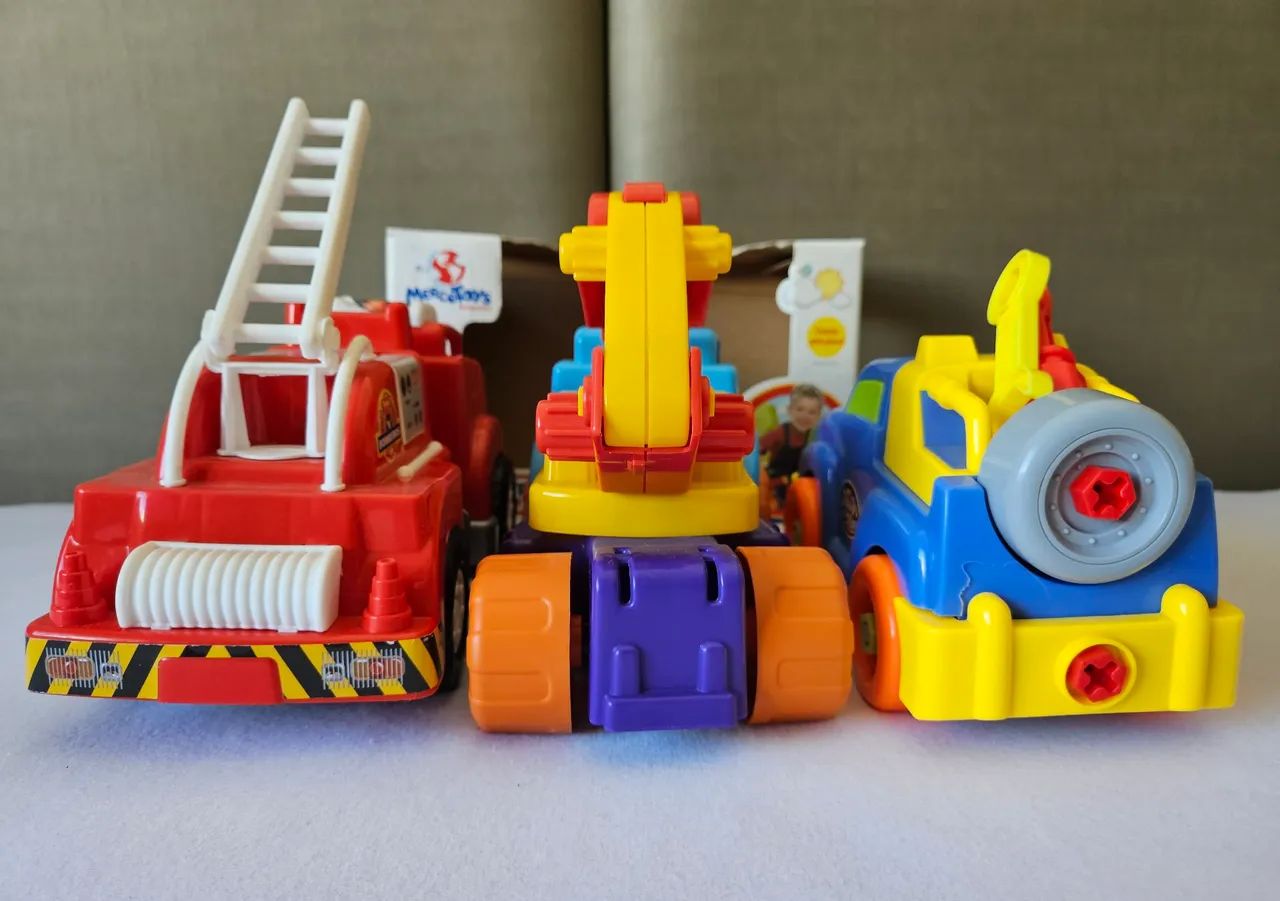 2 Caminhões articulados + brinde  - Foto 4