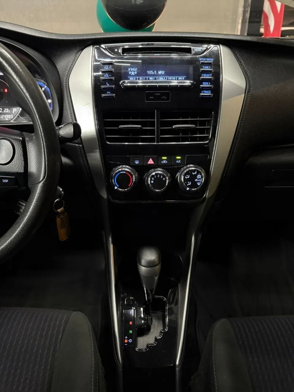 Toyota Yaris XL 1.3 Flex 16V 5P Aut. 2019 - Foto 11