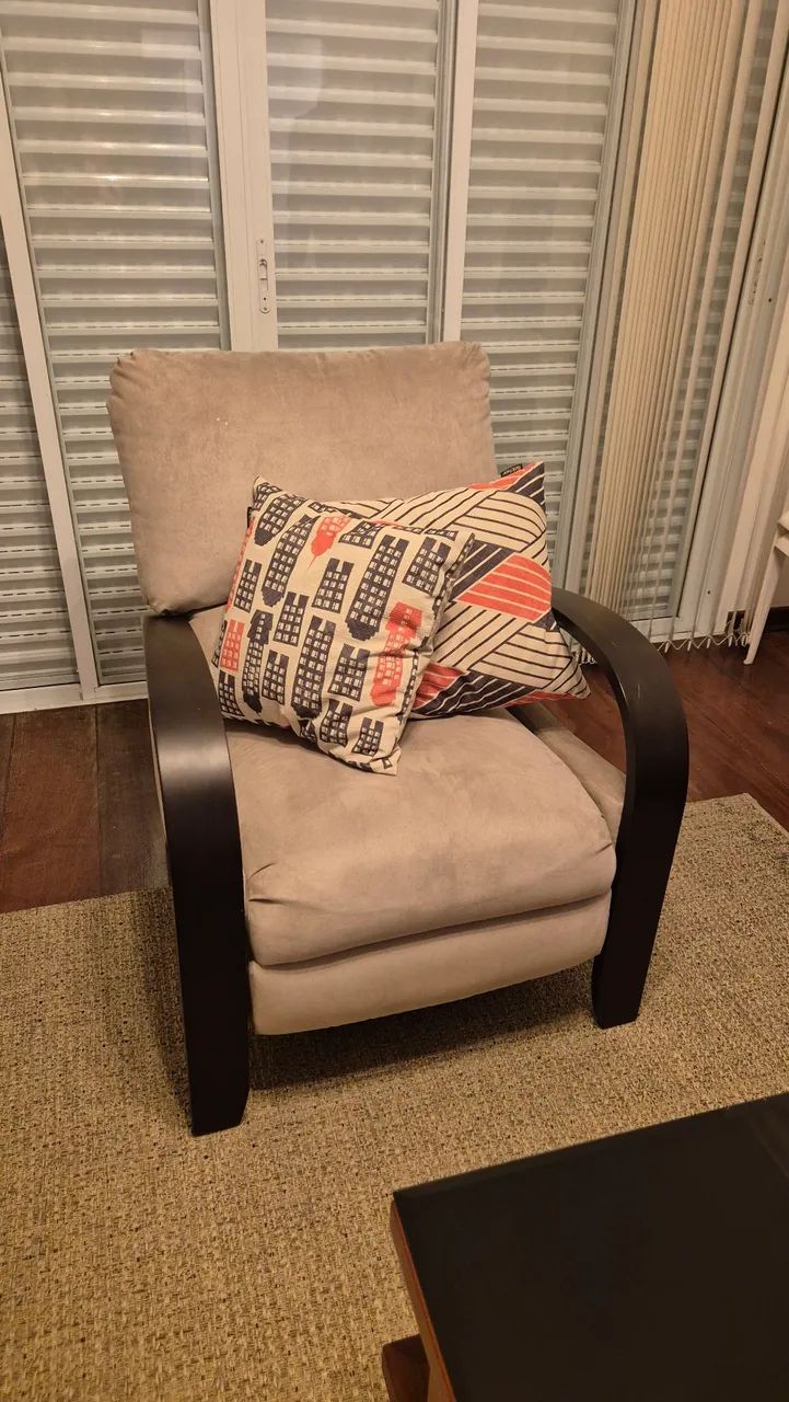 Vendo 2x Poltrona para Sala - Foto 4