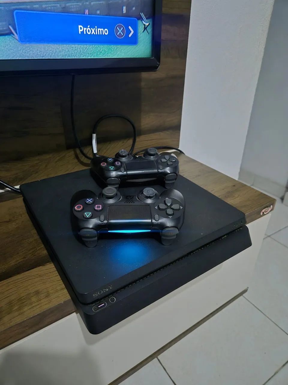Ps4 slim em ótimas condições  - Foto 2