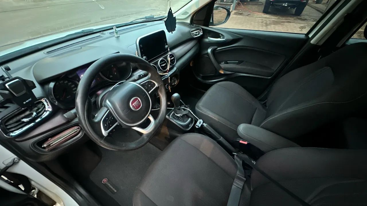 Fiat Cronos Precision 1.8 16V Flex Aut. 2020 - Foto 5