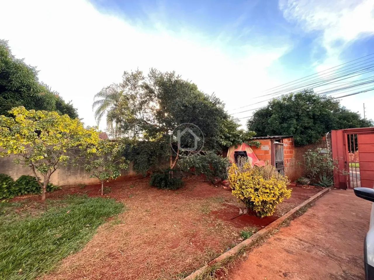 CASA COM TERRENO AMPLO - VILA NASSER - Foto 4
