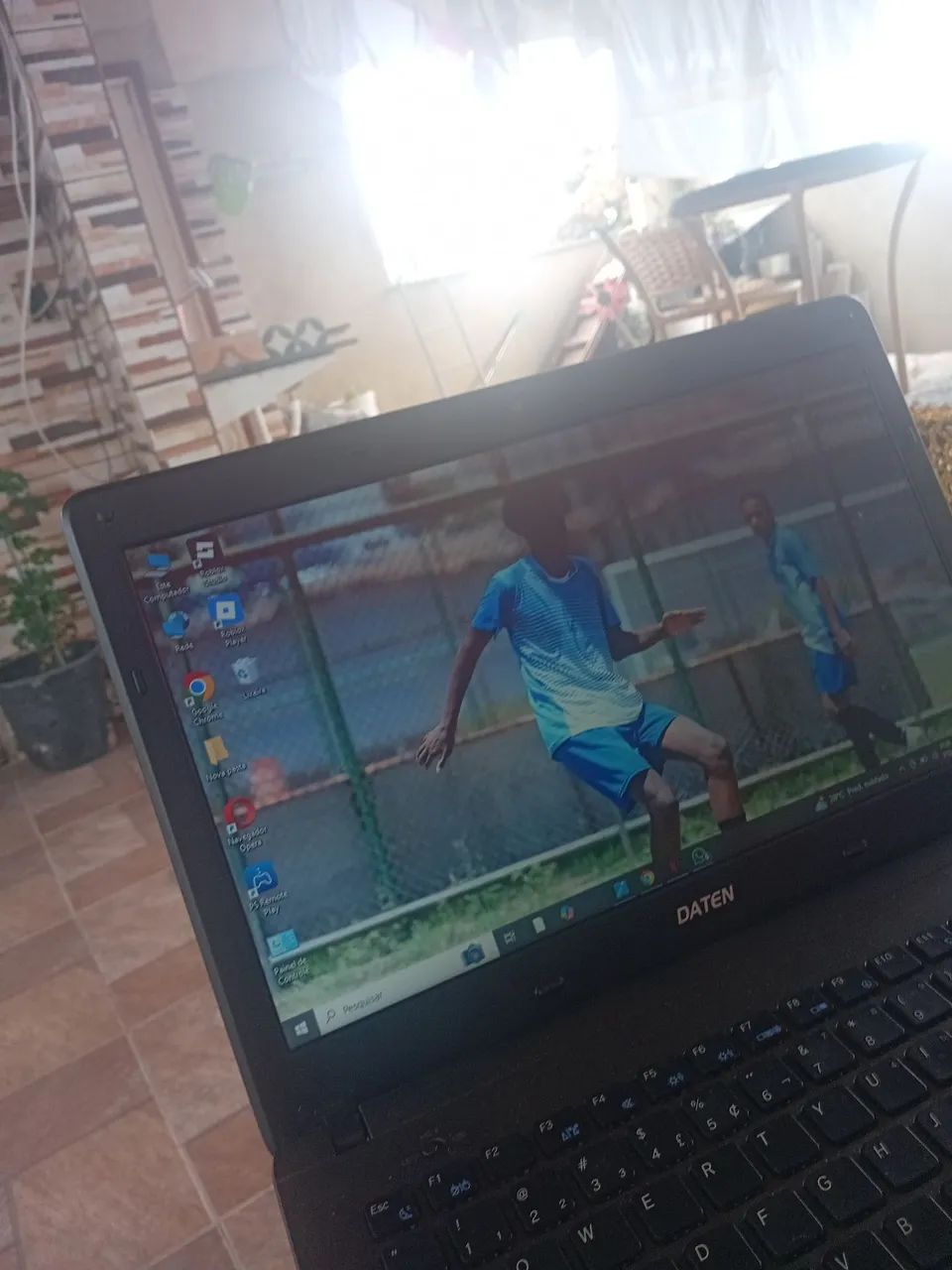 Vende-se notebook no preço 