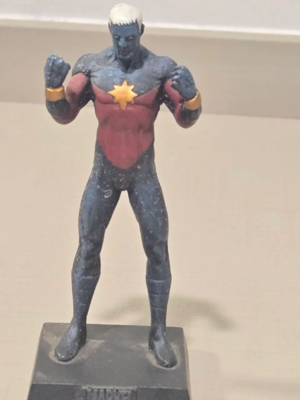 EAGLEMOSS CAPITÃO MARVEL GENIS - VELL - ORIGINAL 