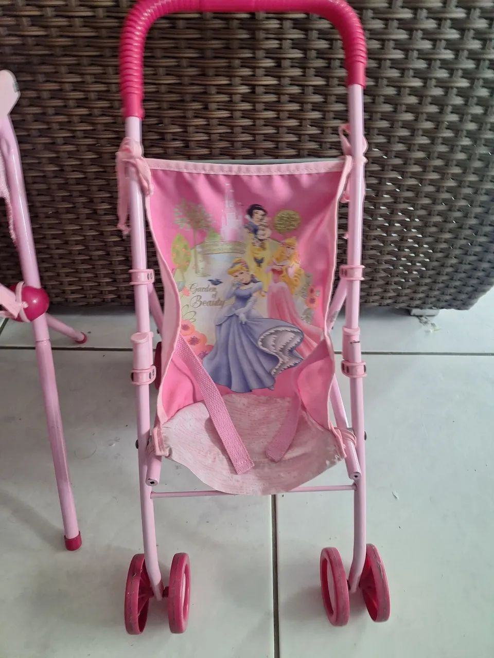 Berço, carrinho e cadeirinha de boneca - Foto 3