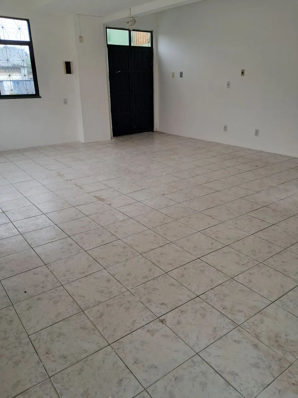 Alugo Loja/Sala em Brotas - Foto 2