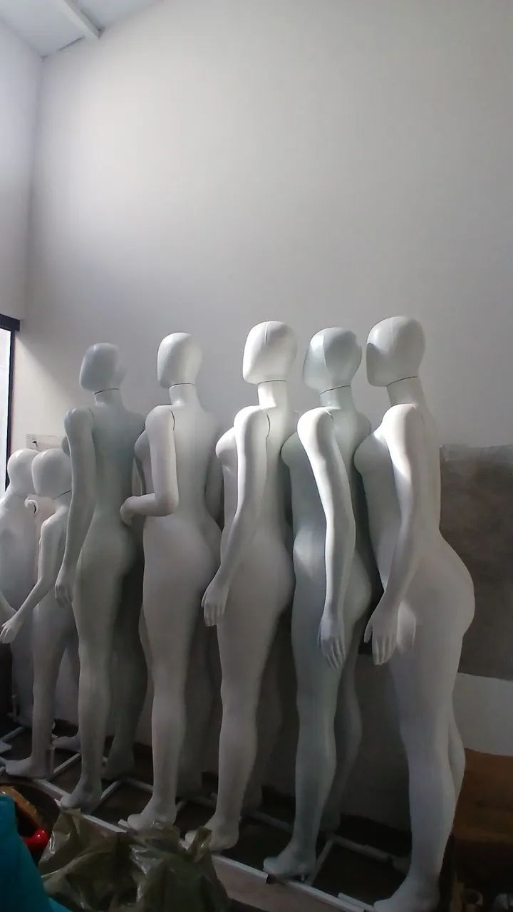 Manequins novos