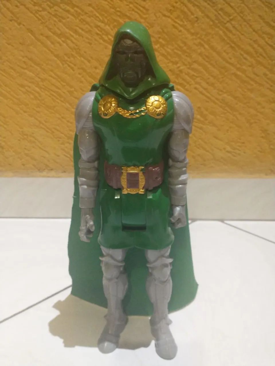 Boneco Dr° Destino