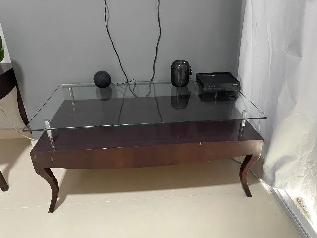 Mesa de madeira e vidro 100cmX55cmX45cm - Foto 2