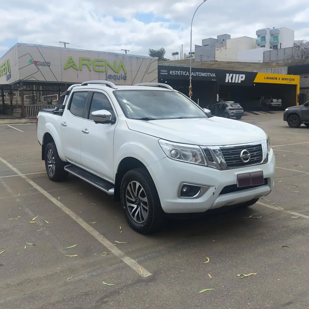 Nissan Frontier Frontier LE CD 4x4 2.3 Bi-TB Diesel Aut. 2019