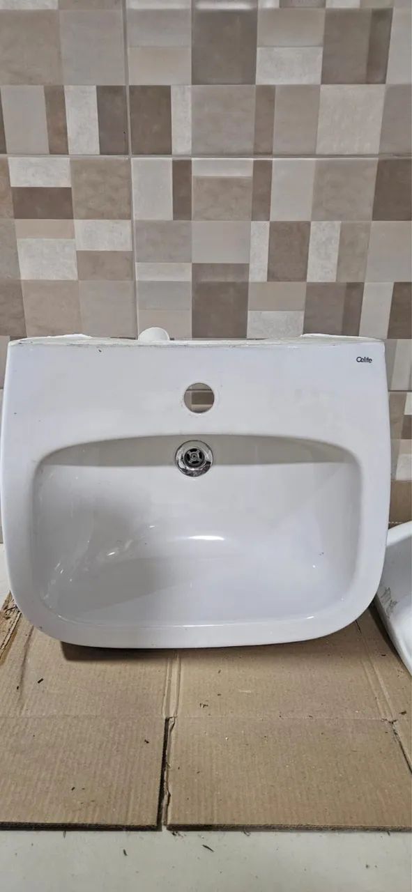 Lavatório de Coluna - Celite65137830284034120