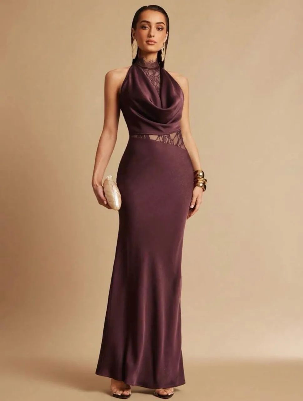 Vestido Rendado nas Costas - Foto 4