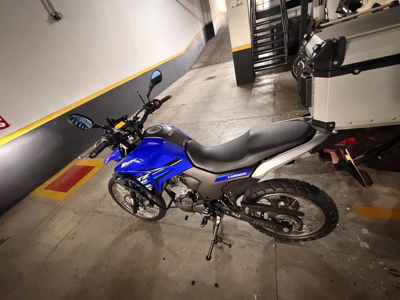 Lander 250  - Foto 3