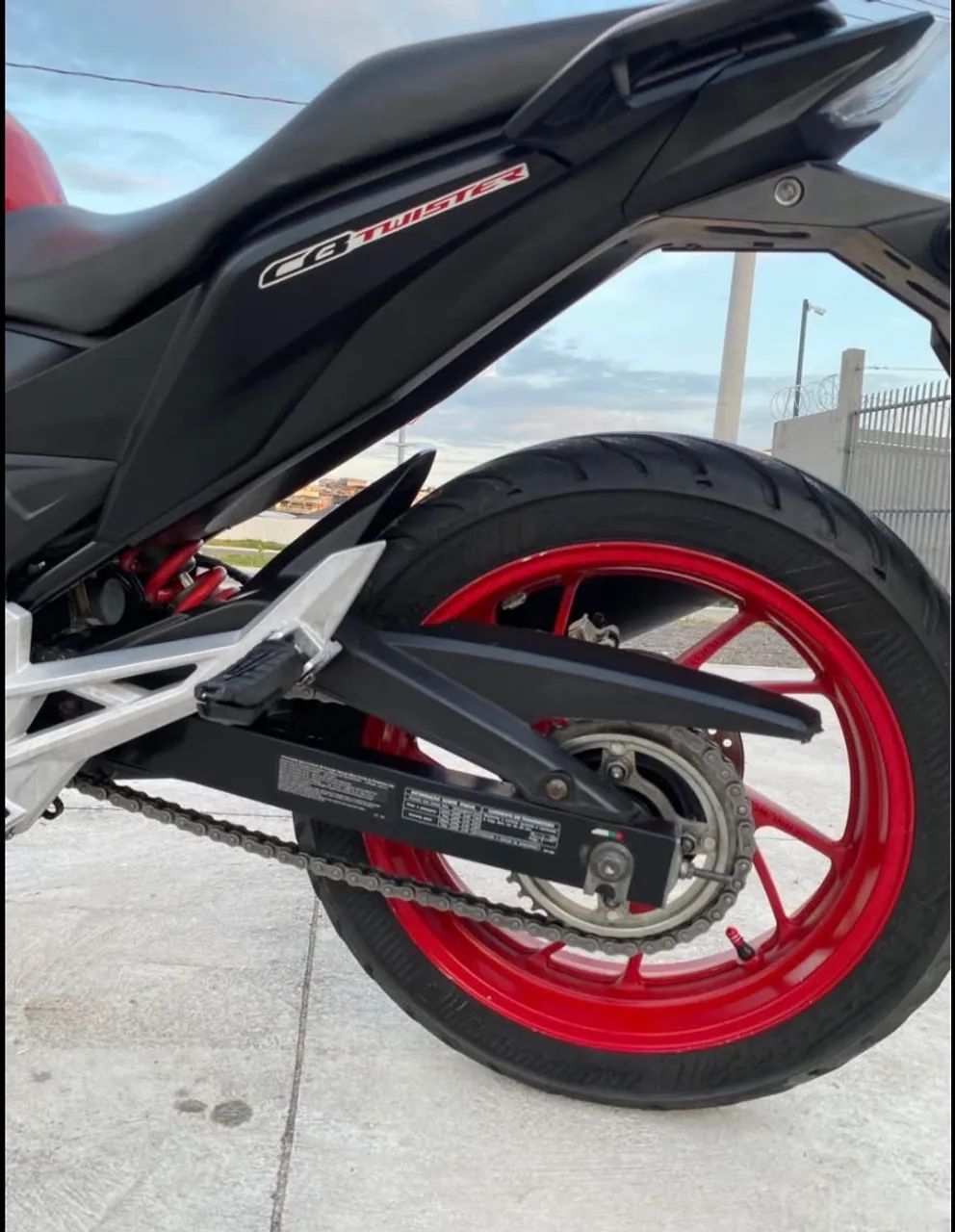 CB Twister 250 - Foto 4